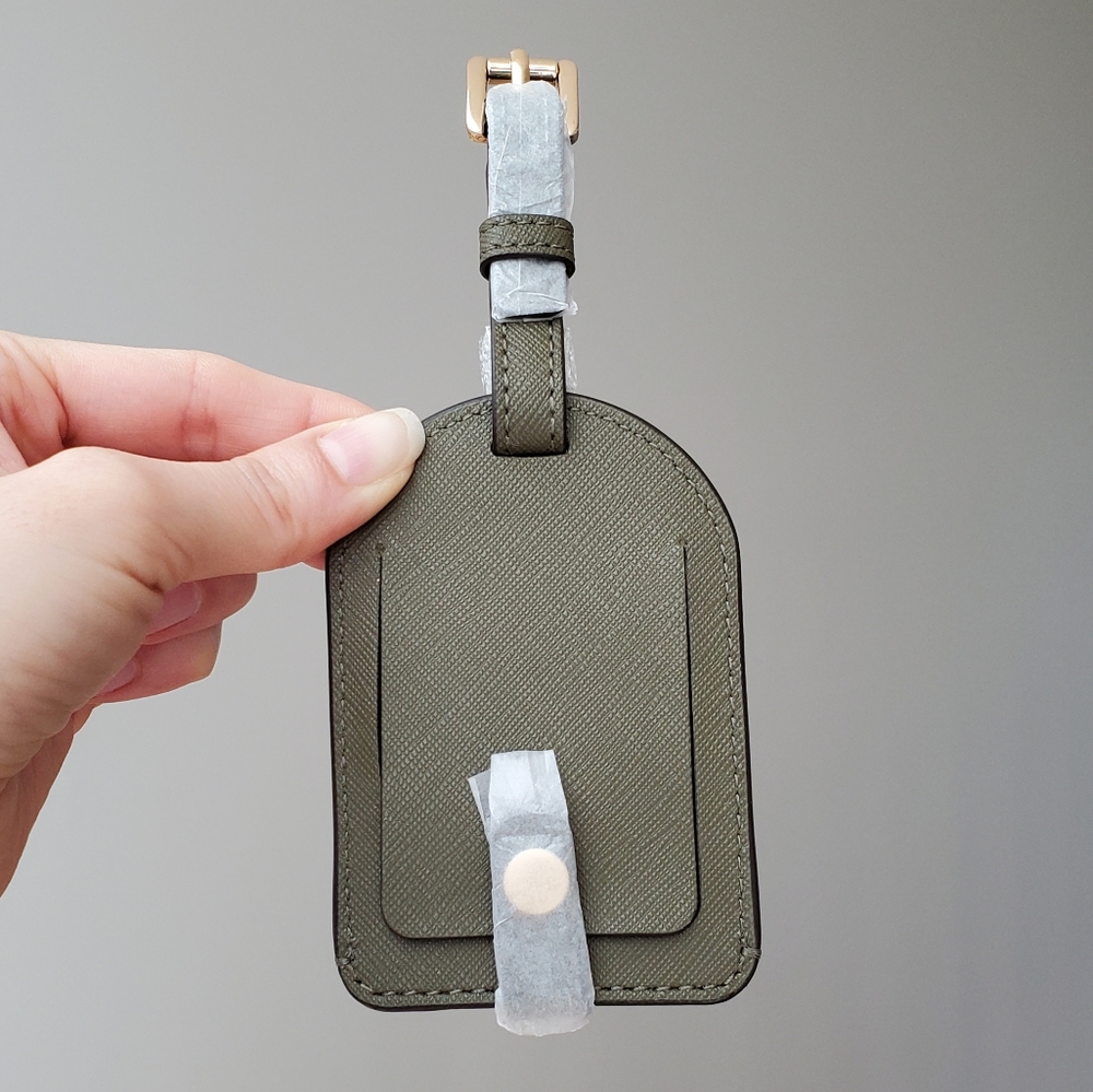 NWT Michael Kors Luggage Tag - Picture 3 of 8